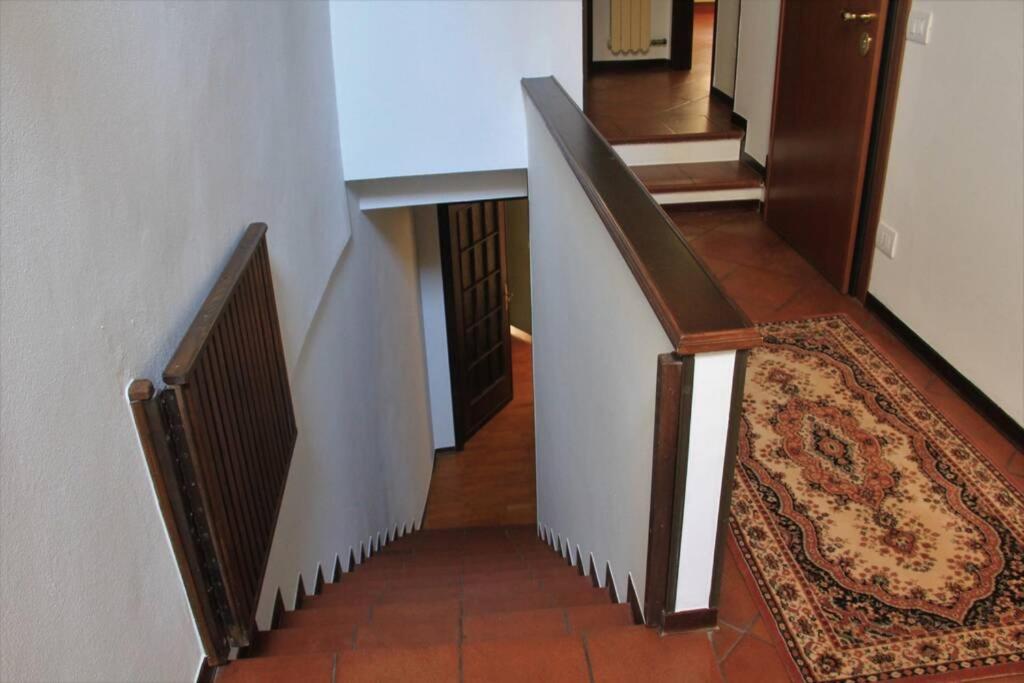 Daisy House: Nice Attic In The Historical Center 萨罗 外观 照片